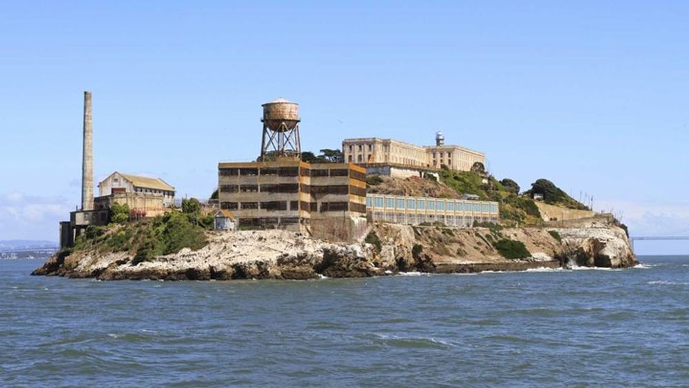 Alcatraz and Golden Gate Bridge Express Visit from Fisherman's Wharf