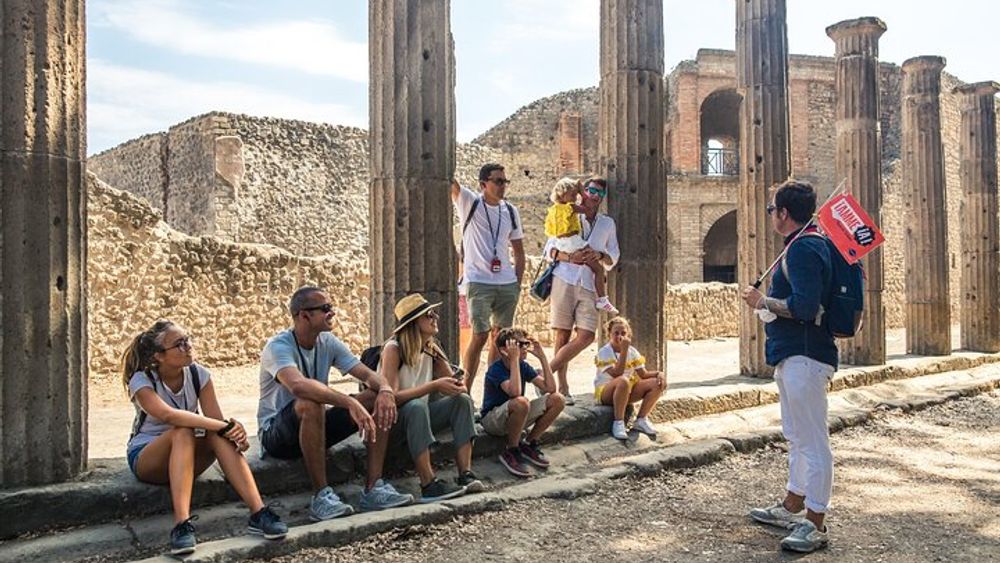 Sorrento to Pompeii and Mt Vesuvius Full-Day Guided Tour