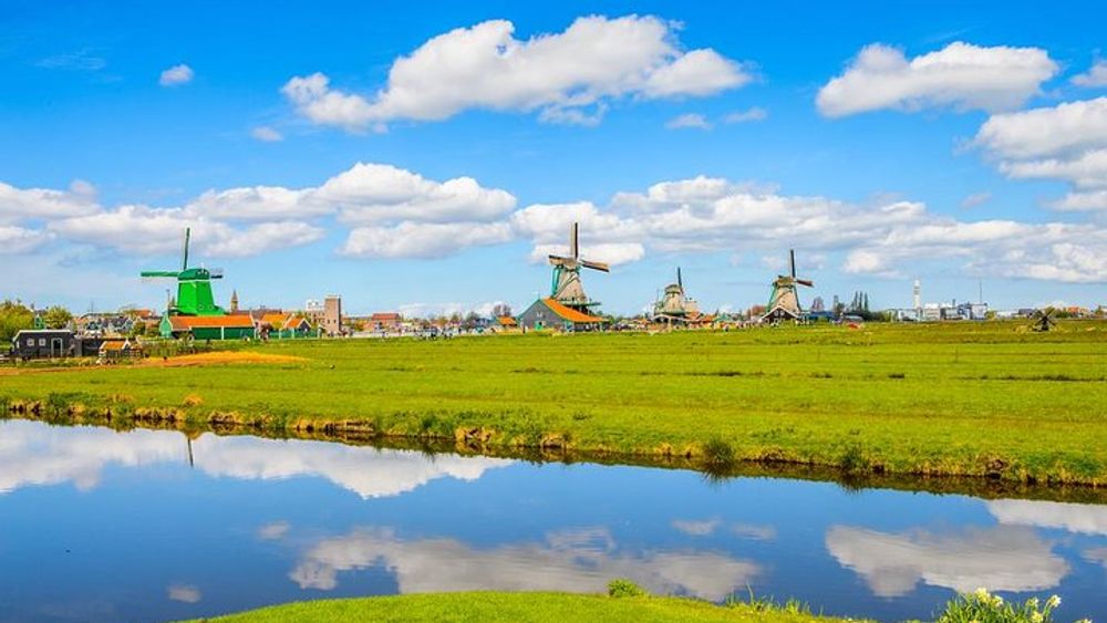 Zaanse Schans, Edam, Volendam & Marken Day Tour from Amsterdam