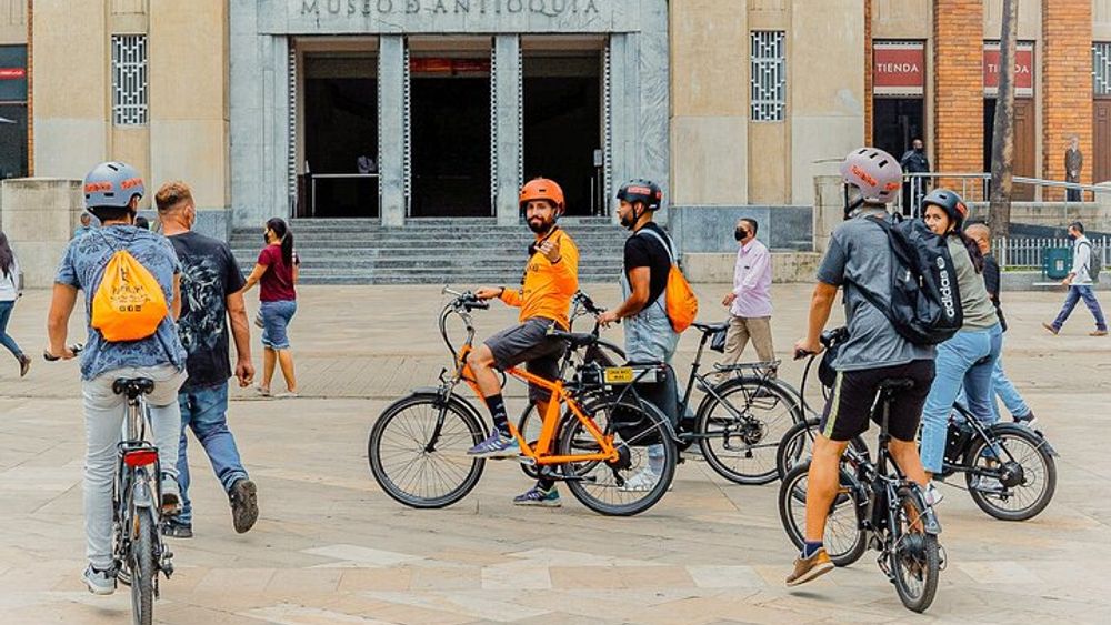 E-bike to a full downtown ride with coffee and fruit