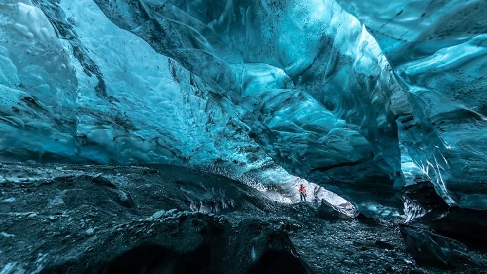 Iceland Vatnajökull Ice Cave & Glacier Hike Full-Day Tour