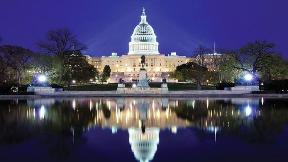 Washington DC Moonlit Tour of the National Mall & Stops at 10 Sites