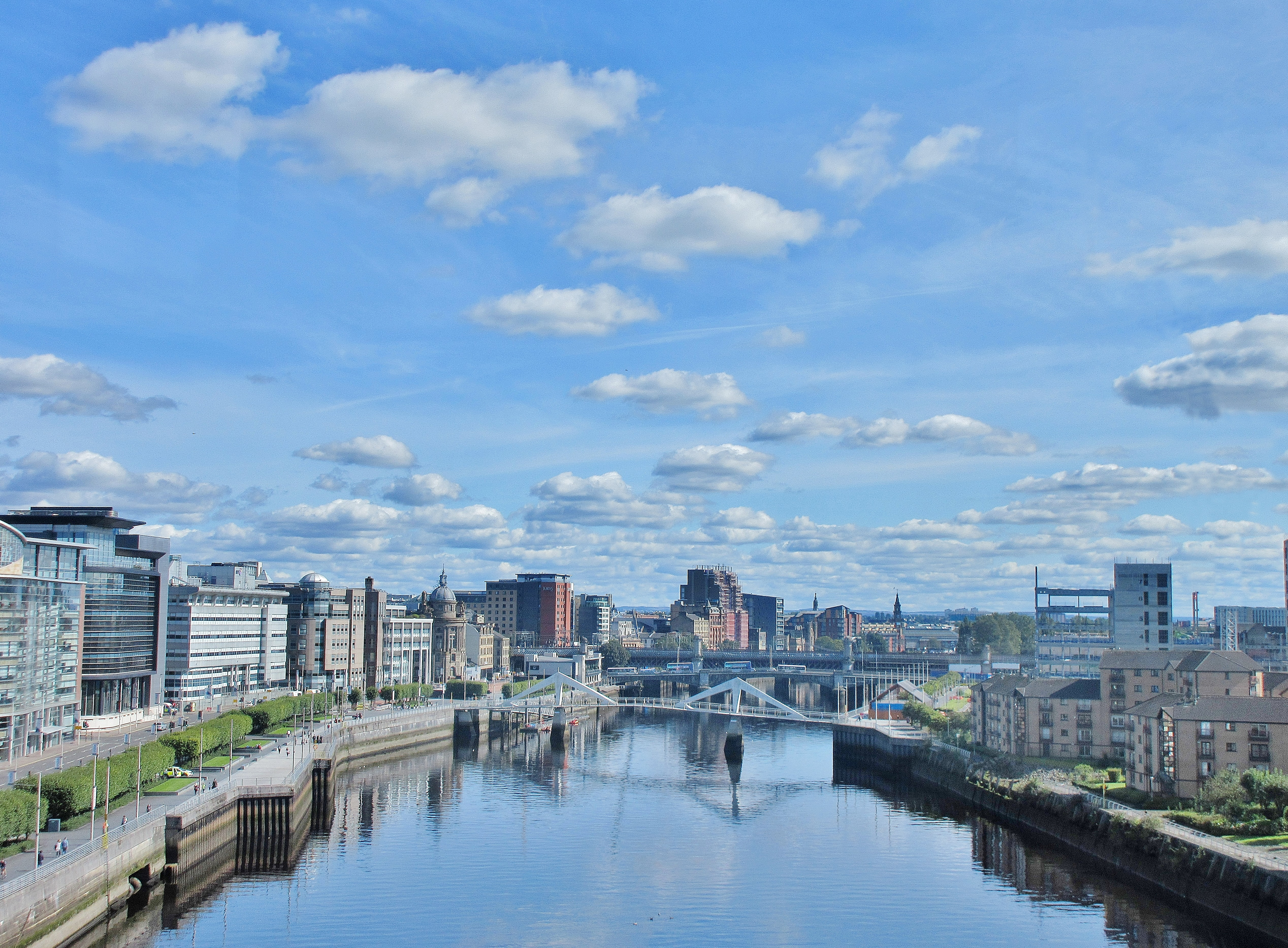 Glasgow Overnighter: 1 Night Accommodation for Two