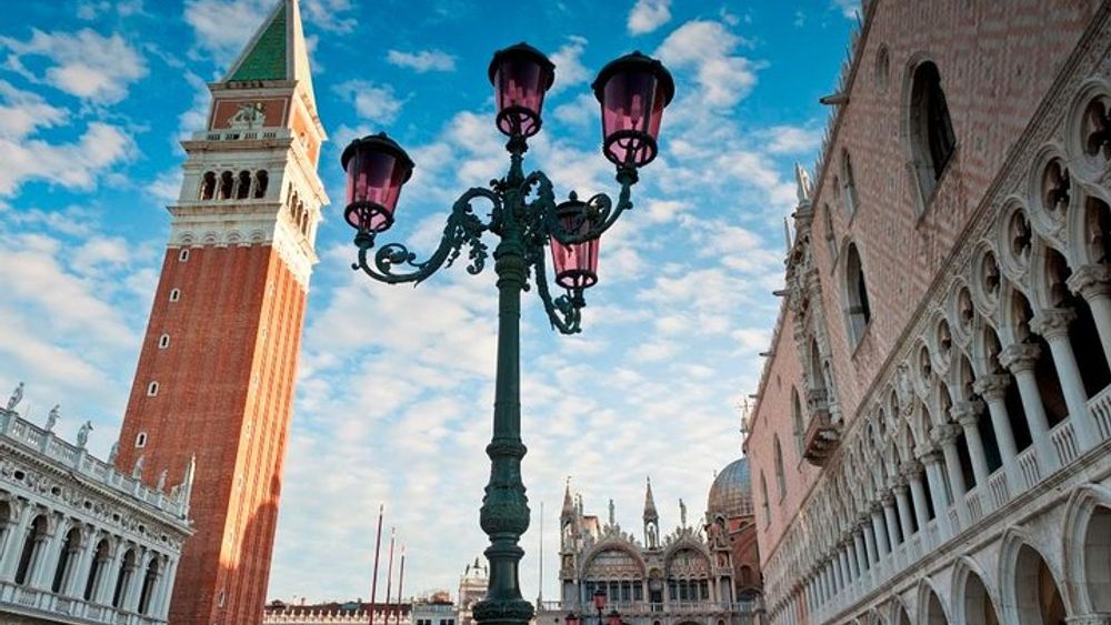 Venice Skip-the-Line: Doges Palace and St Marks, Canal Cruise