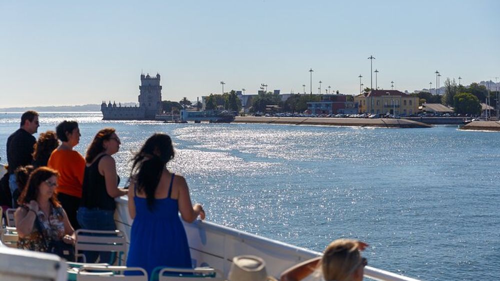 Tagus River Sightseeing Boat Cruise from Lisbon