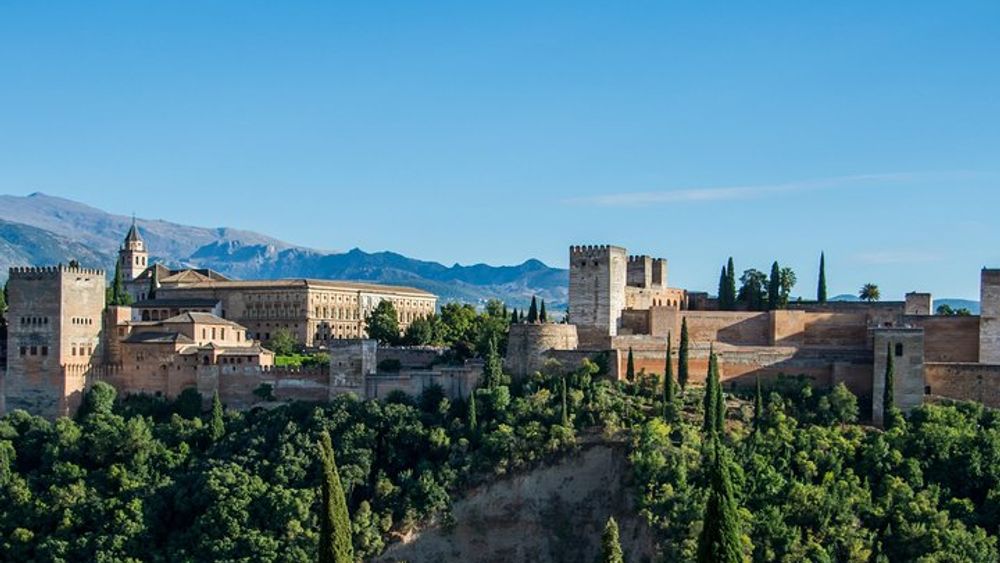Granada, Skip-the-Line Alhambra Palace, Albaicin from Seville