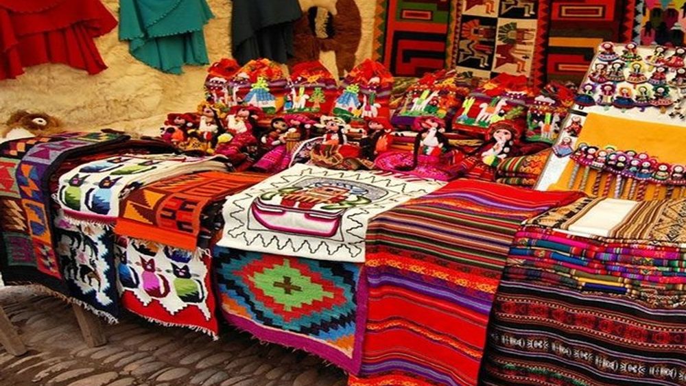 Sacred Valley Small Group from Cusco: Moray, Pisac, Moras