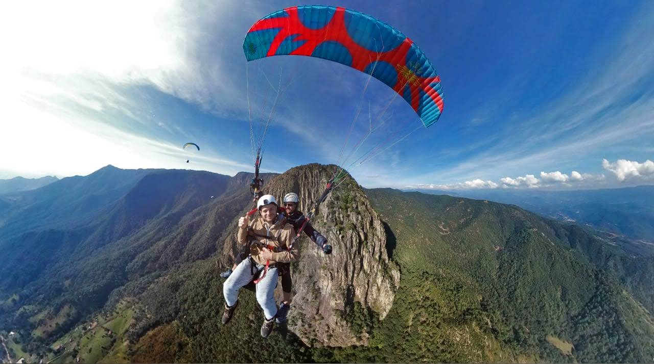 Mexico: Private tour to Valle de Bravo & Paragliding