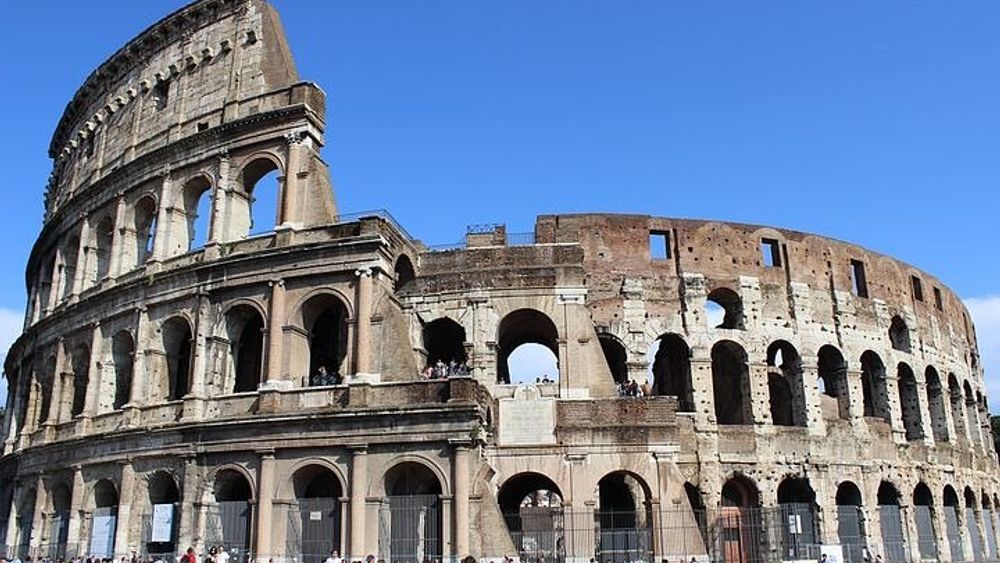 Saturnia Hot Springs and Pitigliano Private Day Trip from Rome