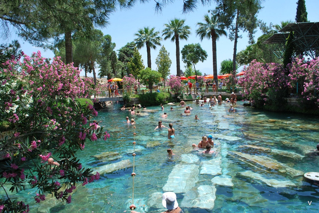 Pamukkale and Hierapolis Day Tour from Kemer