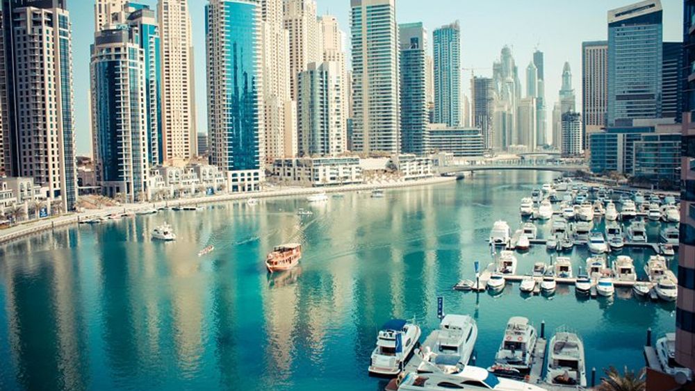 Dubai Top Five Attractions Tour with Admission Ticket and Armani Buffet Dinner