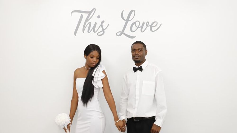 Quickie Las Vegas Wedding at Paradise Wedding Chapel