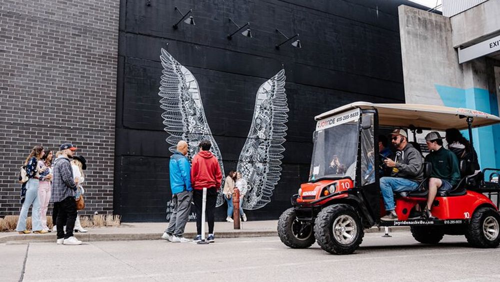 Mural Art Tour of Nashville by Golf Cart