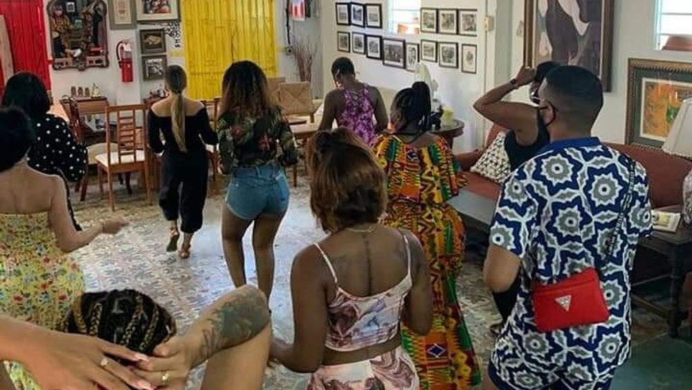 Salsa Class and Lunch in San Juan