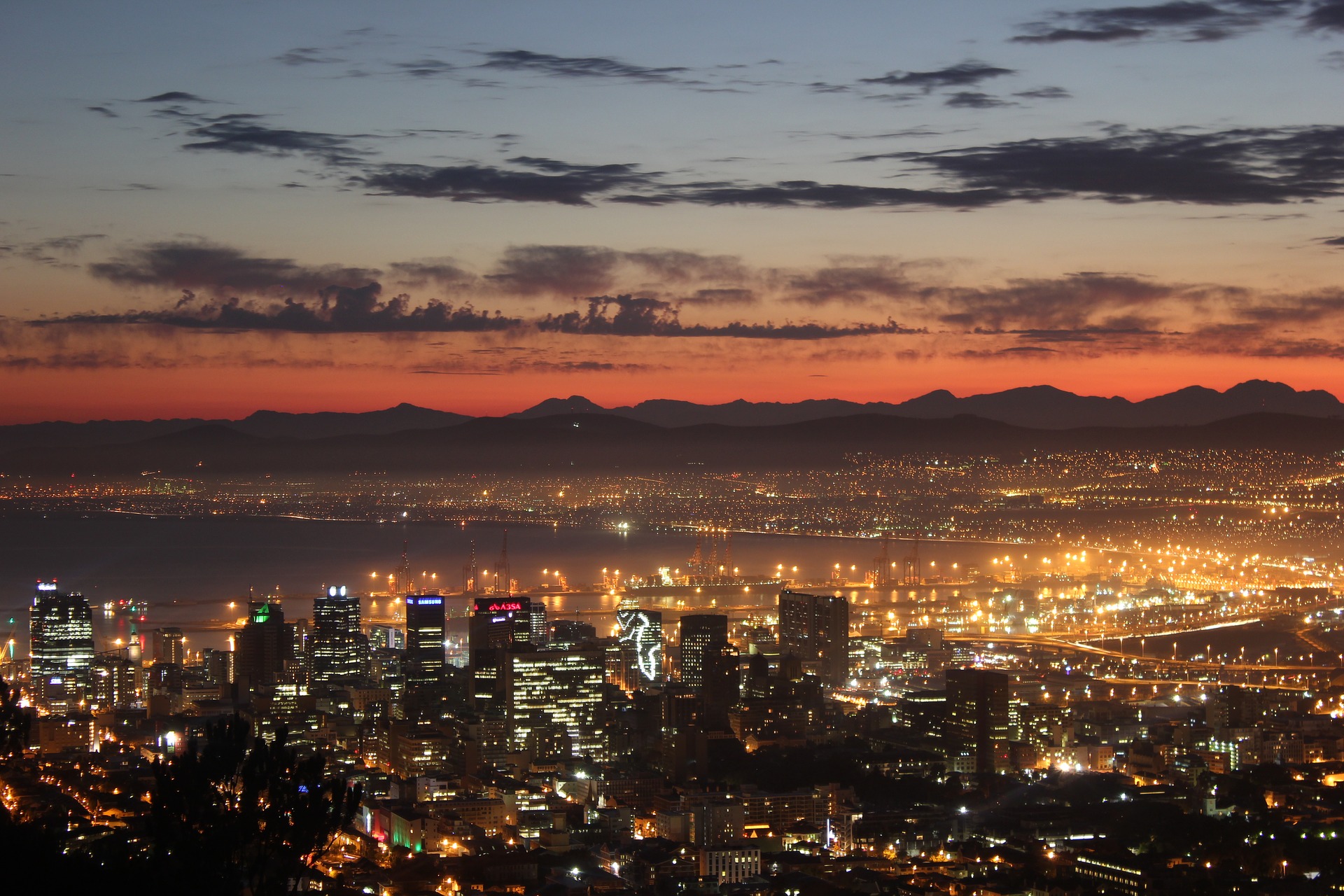 Cape Town Overnighter: 1 Night Accommodation for 2
