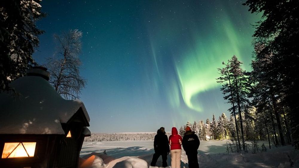 Arctic lake Aurora Hunt, in a cozy Lappish Tipi