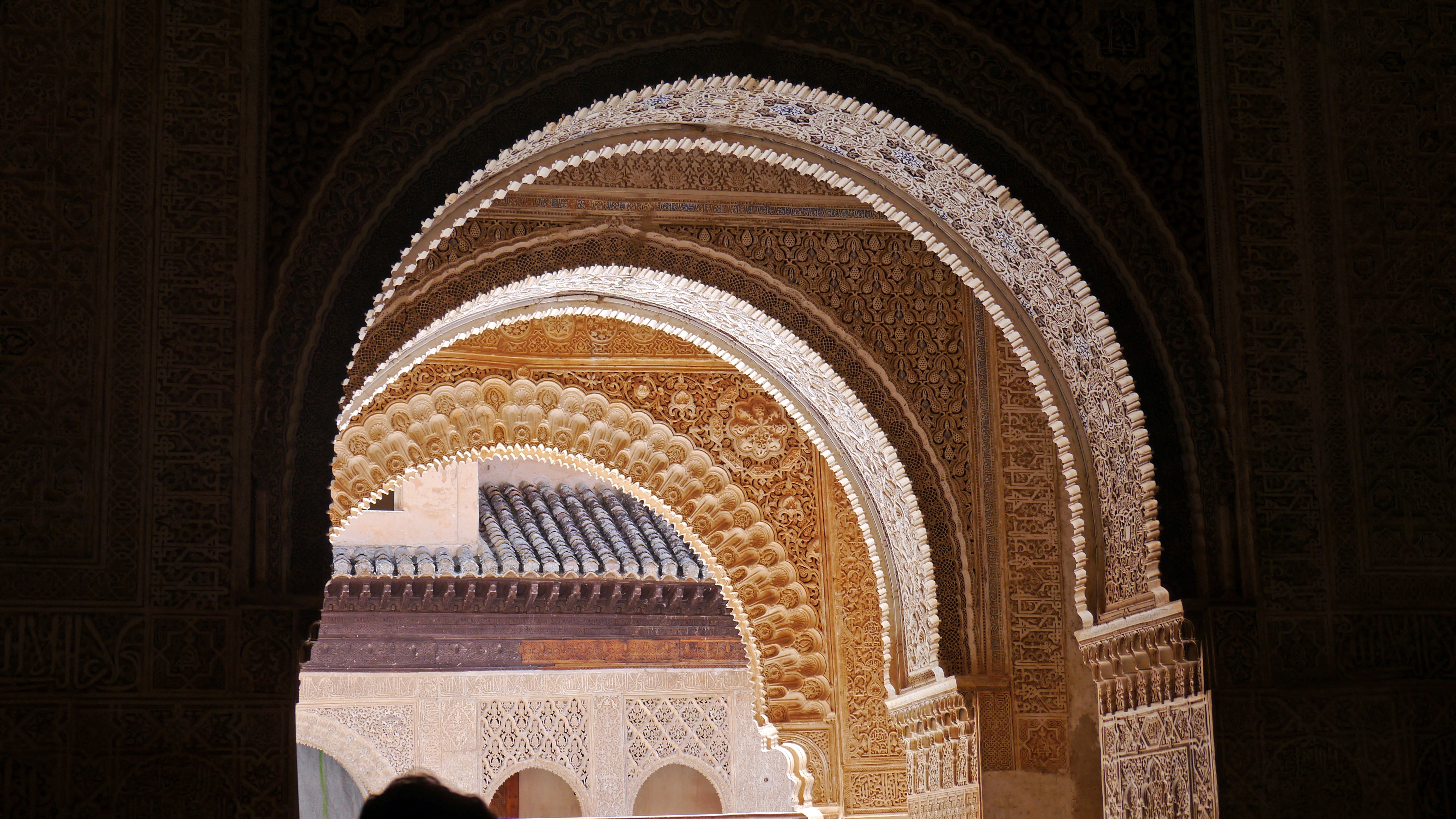 The Alhambra and The Albaicin, Private Tour With Official Guide