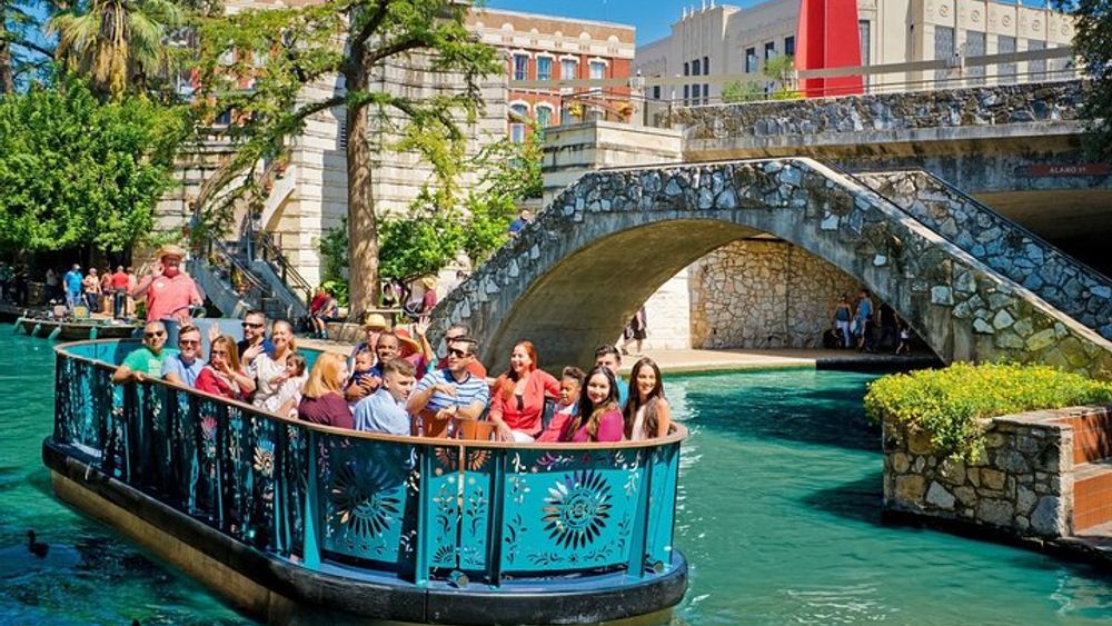 San Antonio River Walk Cruise and Hop-On Hop-Off Tour