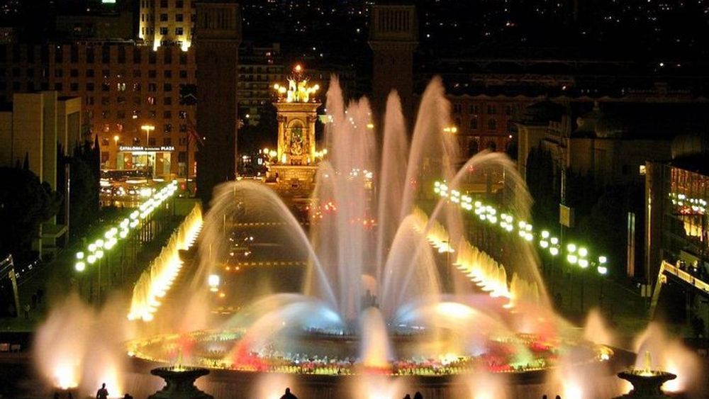 Barcelona Best Views: Old Town, Cable Car, Montjuic Castle & Magic Fountain Show
