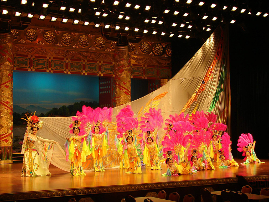 Xi'an Tour: Visit the Terracotta Warriors, Hanyangling Museum and the Tang Dynasty Show