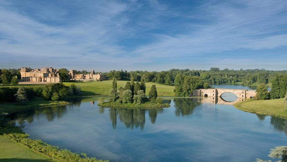 Downton Abbey Filming Spots, Blenheim Palace Tour from London