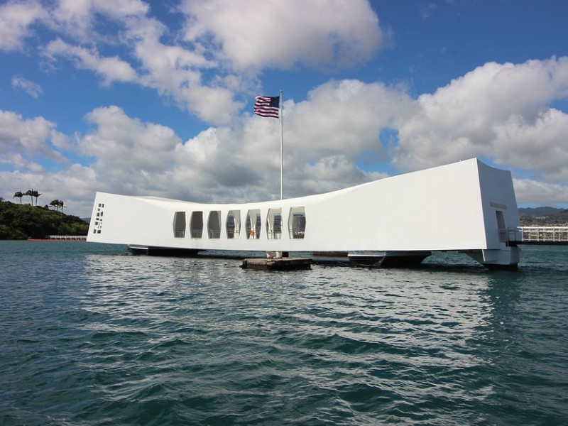 Oahu Pearl Harbor, Arizona Memorial, Dole Pineapple Plantation & Honolulu City Sightseeing Tour
