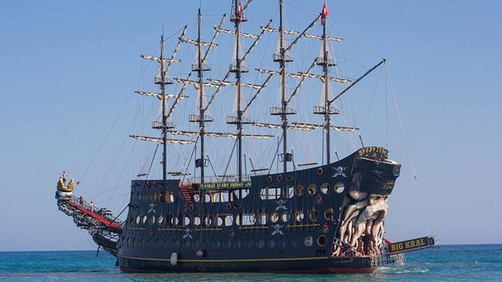 Alanya Big Kral Pirate Boat Trip - Biggest Pirate Boat In Turkey