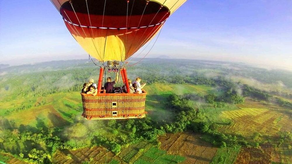 Hot Air Balloon Ride in Dambulla
