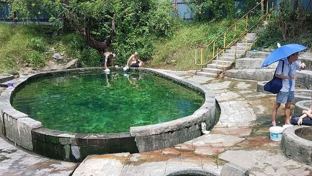 Private Day Tour: Batu Cave, Selayang Springs & Kanching Falls