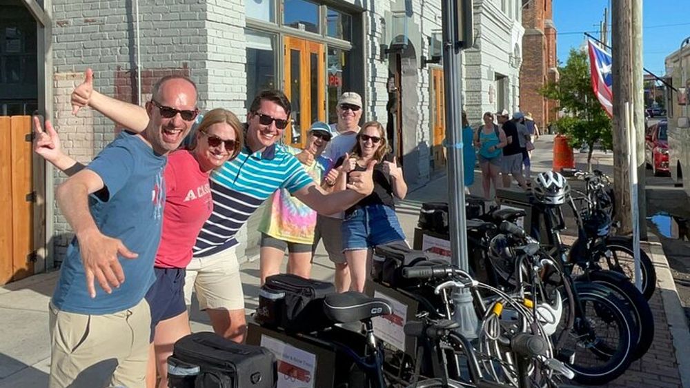 2.5 Hr E-Bike tour of Wilmington's History, Haunts & one Haunted Pub