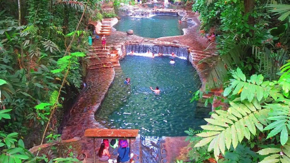 Escape to Enchanting Hidden Valley Springs! with Transfers***