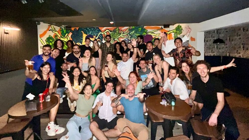 Bar tour in El Cangrejo with Bar Hopping Panama