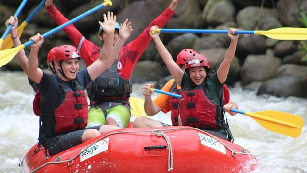 Rio Balsa Whitewater Rafting Tour from La Fortuna