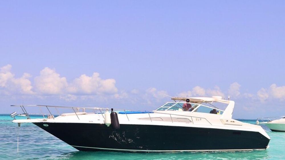 Cancun Private 2-, 4-, or 6-Hour Yacht Charter and Tour