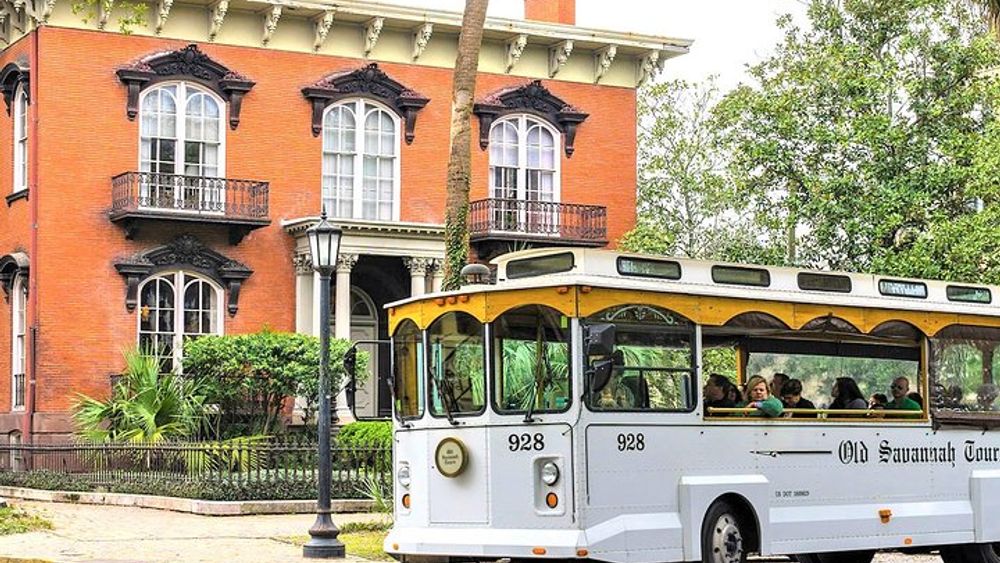 Narrated Historic Savannah Sightseeing Trolley Tour