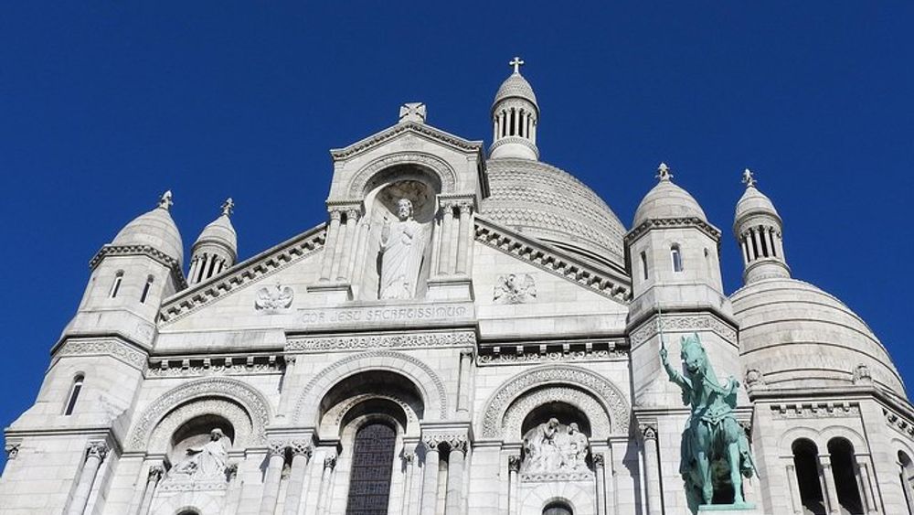 Sacre-Coeur, Montmartre and Place du Tertre 1-Hour Guided Tour