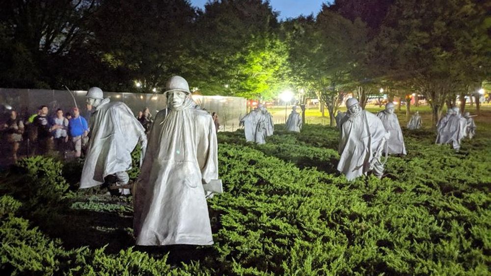 Washington DC 'Monuments and Memorials' Guided Night Tour