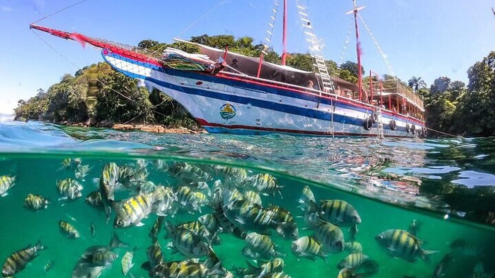 Exploring Angra Dos Reis and Ilha Grande in One Day