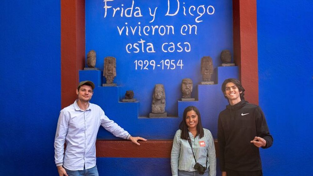 Mexico City Frida Kahlo House and Leon Trotsky Walking Tour