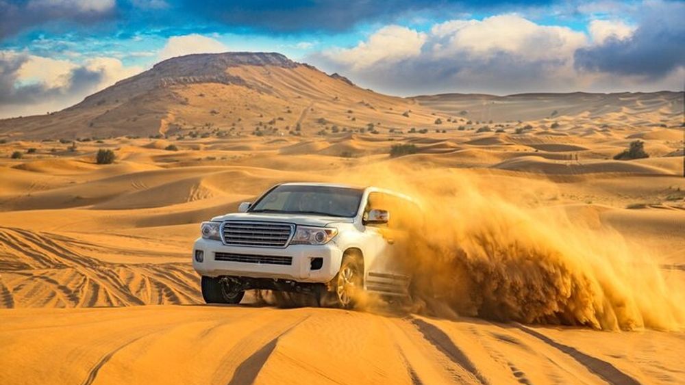 Dubai Desert Safari: 4x4 Dune Bashing, Camel Ride & BBQ Dinner