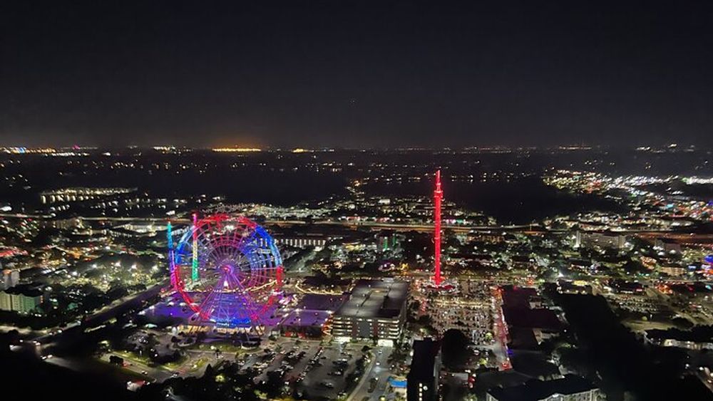 31 mile Night Helicopter Tour showing Lit Theme Parks