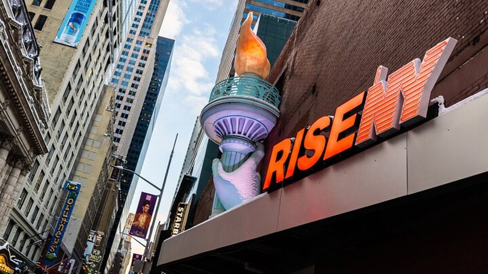 RiseNY - A Soaring Journey Through New York