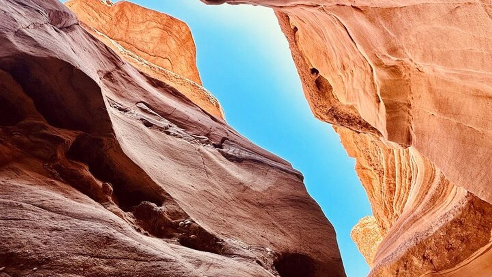 Red Canyon: Small Group Photo Tour