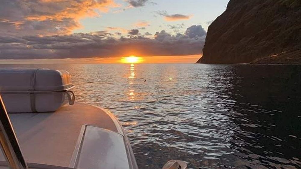 Sunset Catamaran Tour l Madeira Island