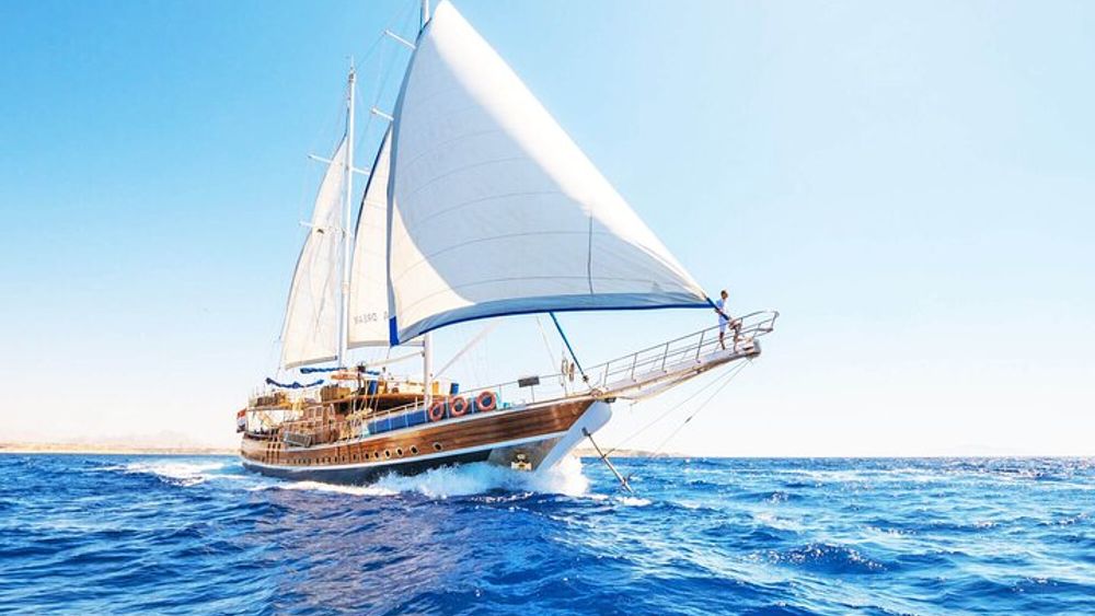 Fishing Full Day Boat and Snorkeling Sea Trip and Lunch-Hurghada