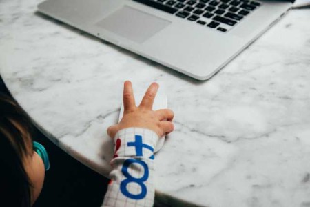 The Best Staff Incentive Gift Ideas to Send in Isolation